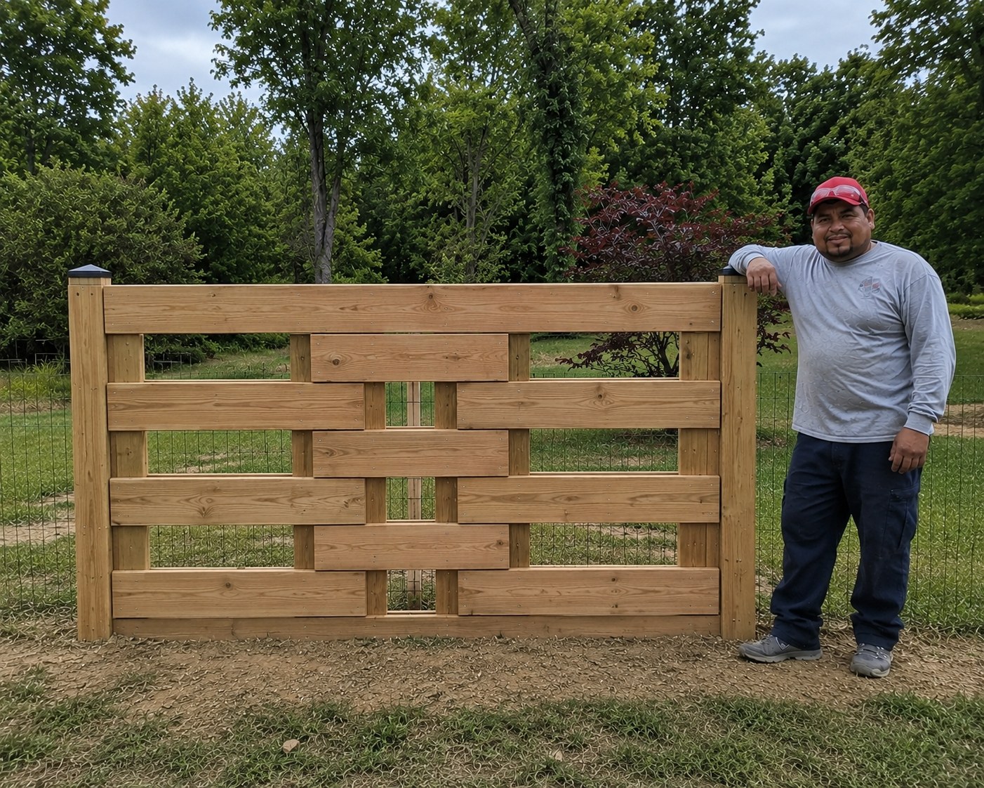 Vero open fence panel